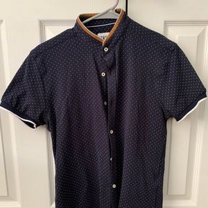 Zara Button down short sleeve